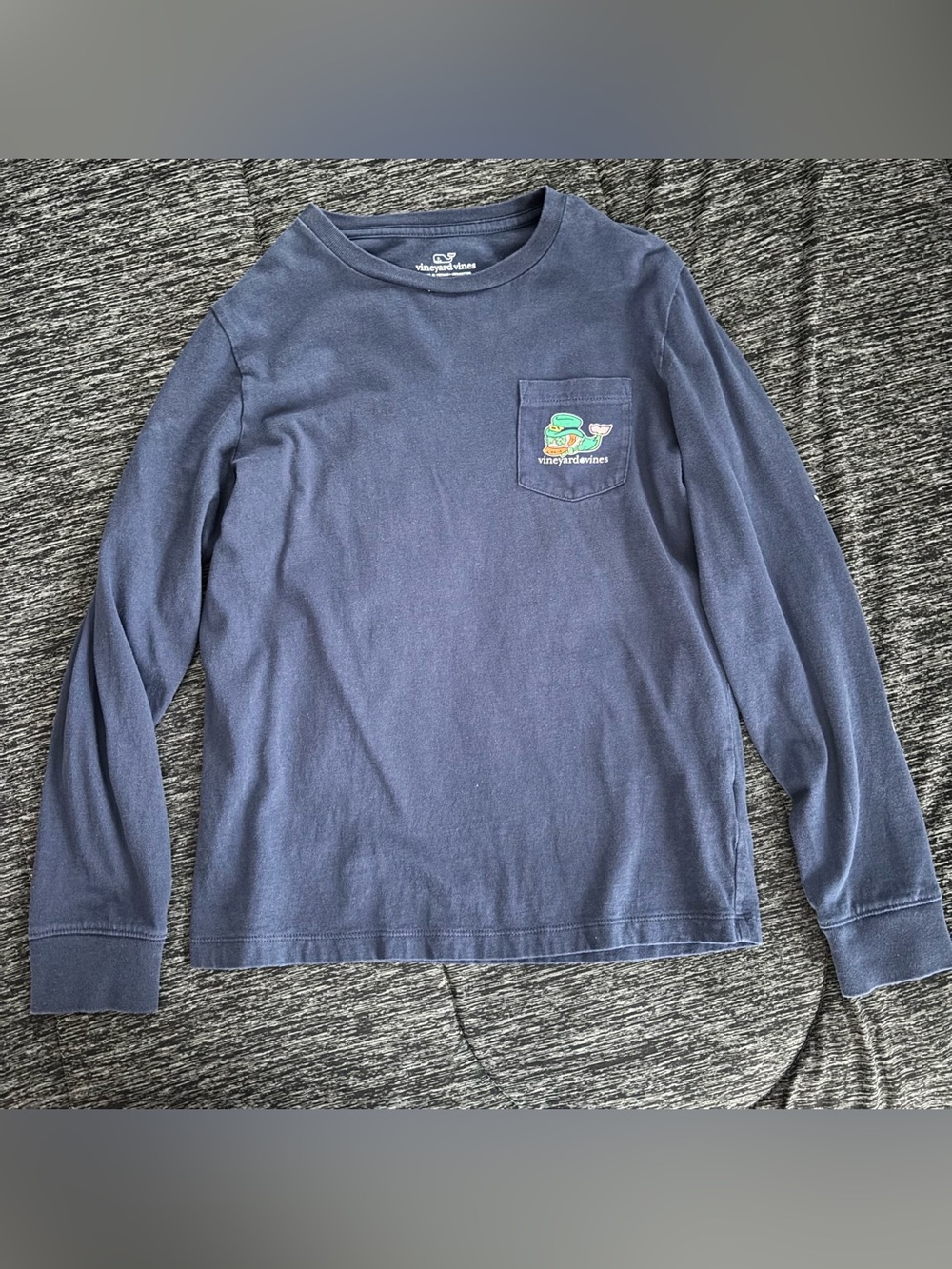 Vineyard Vines Kids Navy Long-Sleeve Pocket Tee with Whale Graphic
